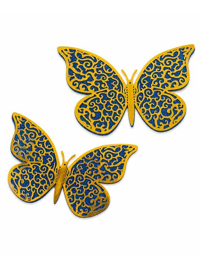Mariposa decorativa azul con dorado